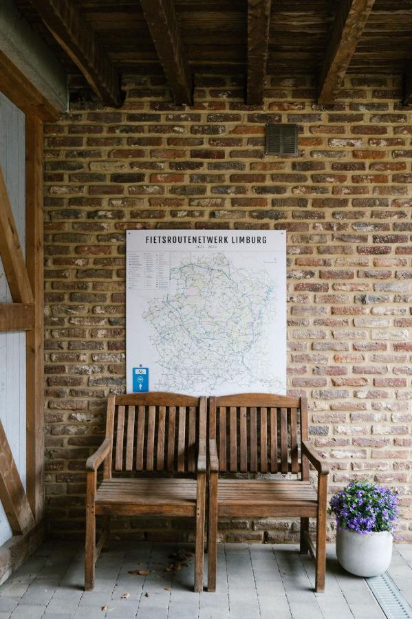 Hoeve De Reetjens - Le Grenier Bilzen Exteriér fotografie